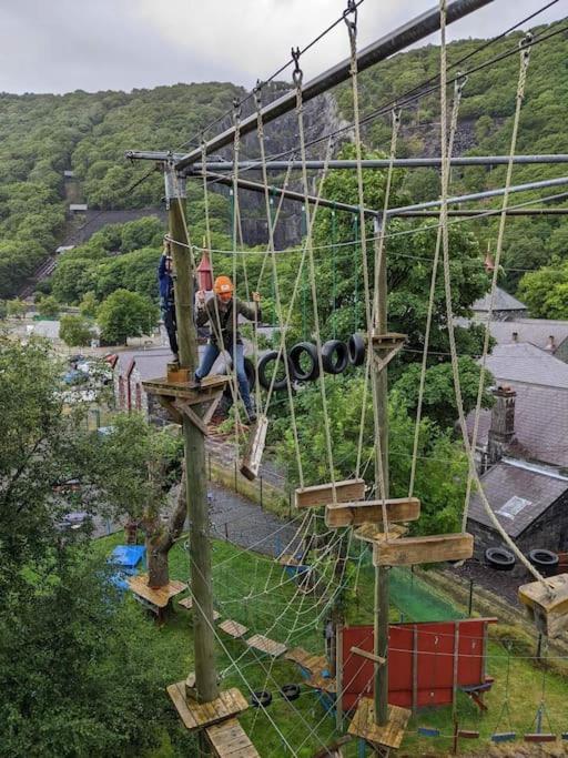 Perfect For Snowdon. Groups, Families+Dogs Welcome Llanberis Ngoại thất bức ảnh