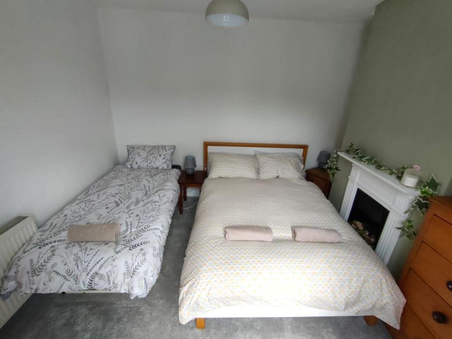 Perfect For Snowdon. Groups, Families+Dogs Welcome Llanberis Ngoại thất bức ảnh