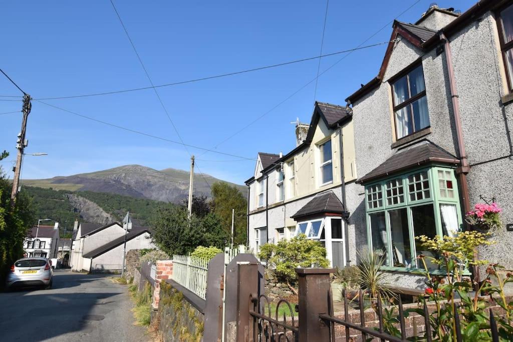 Perfect For Snowdon. Groups, Families+Dogs Welcome Llanberis Ngoại thất bức ảnh