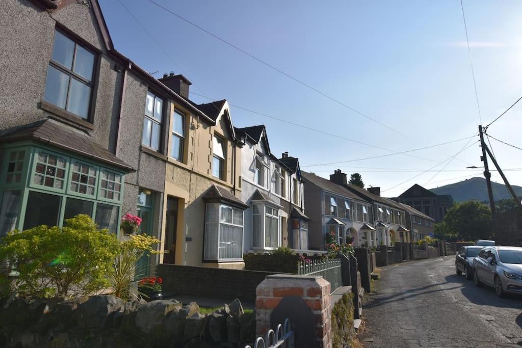 Perfect For Snowdon. Groups, Families+Dogs Welcome Llanberis Ngoại thất bức ảnh