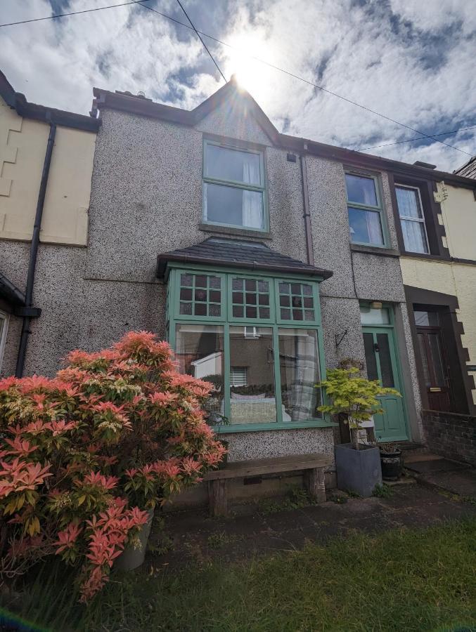 Perfect For Snowdon. Groups, Families+Dogs Welcome Llanberis Ngoại thất bức ảnh